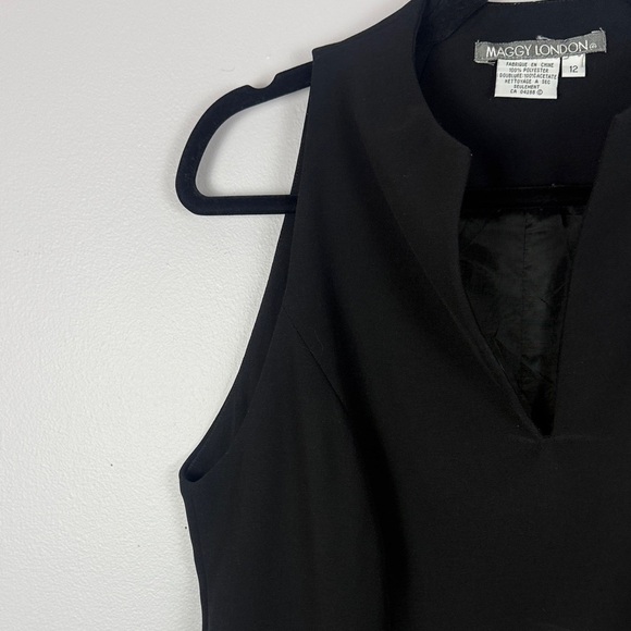 Maggy London Vintage Black Top Cream Floral Appliqué Sleeveless Top Size 12 - Picture 4 of 10